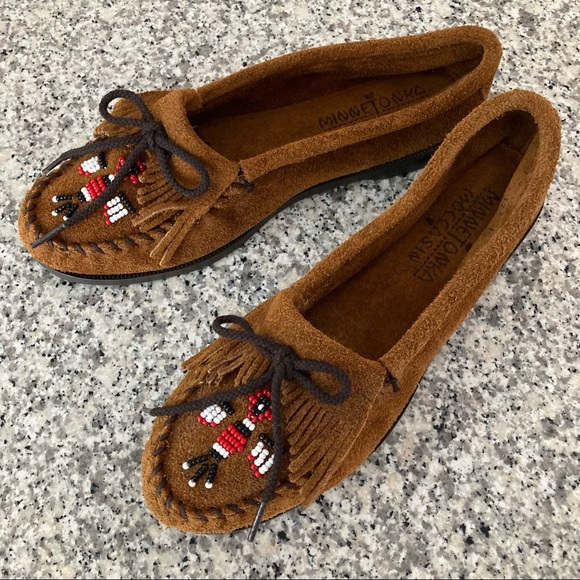 Minnetonka Moccasins 10 - Picture 2 of 10